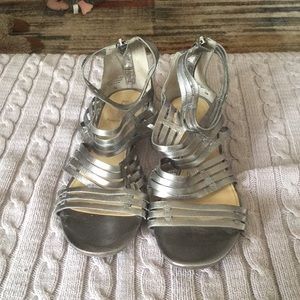 Enzo Angiolini strappy silver sandals